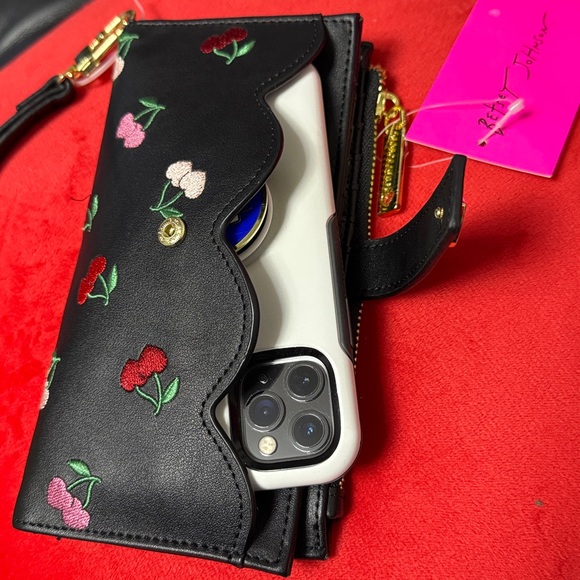 NWT Betsey Johnson Black and Red Cherry Wristlet - Picture 1 of 12